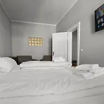Flatista Homes - Luise
