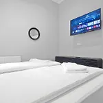 Flatista Homes - Luise